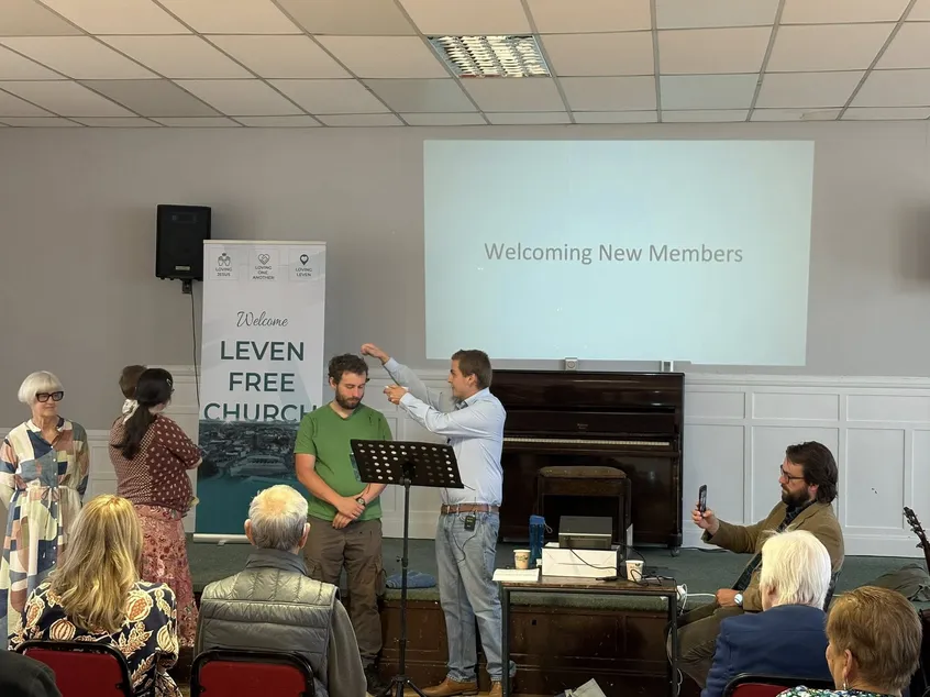 Scottish church  plants go weekly