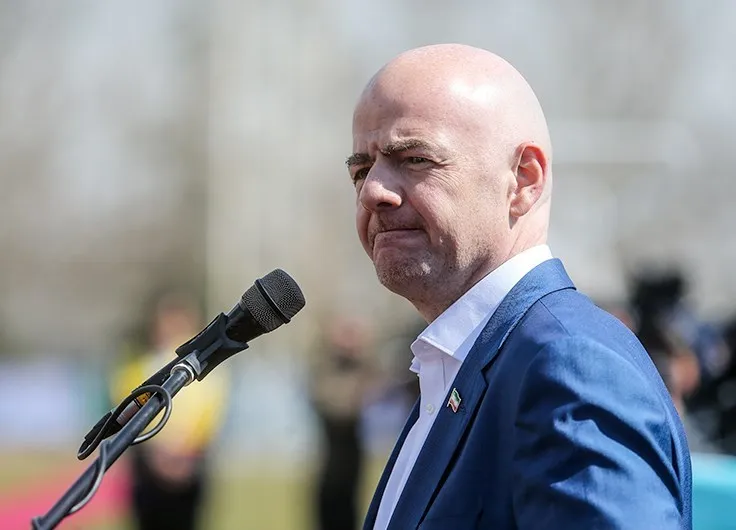 What does FIFA's dispute reveal about leadership?