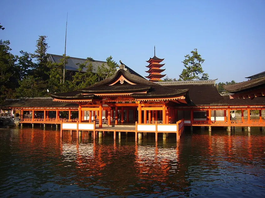 Japan: Gospel opportunities and political threats