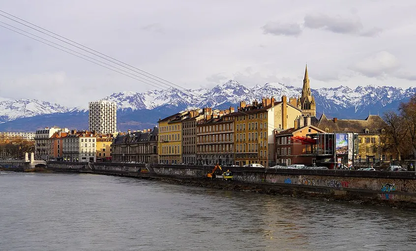 Grenoble growth brings bureaucratic challenges