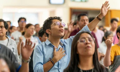 Nearly a third of UK evangelicals are new, survey finds