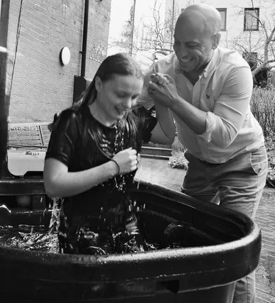 Feeding trough baptisms at ex-EN ed’s new church