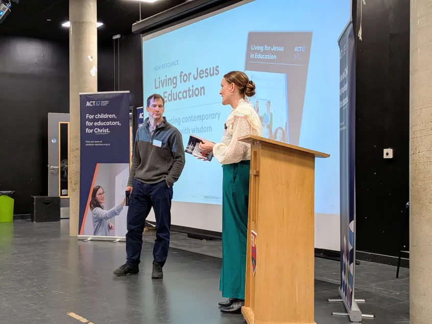 Teachers encouraged to live for Jesus in education