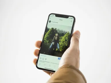 E-vangelism: Sharing the  gospel online